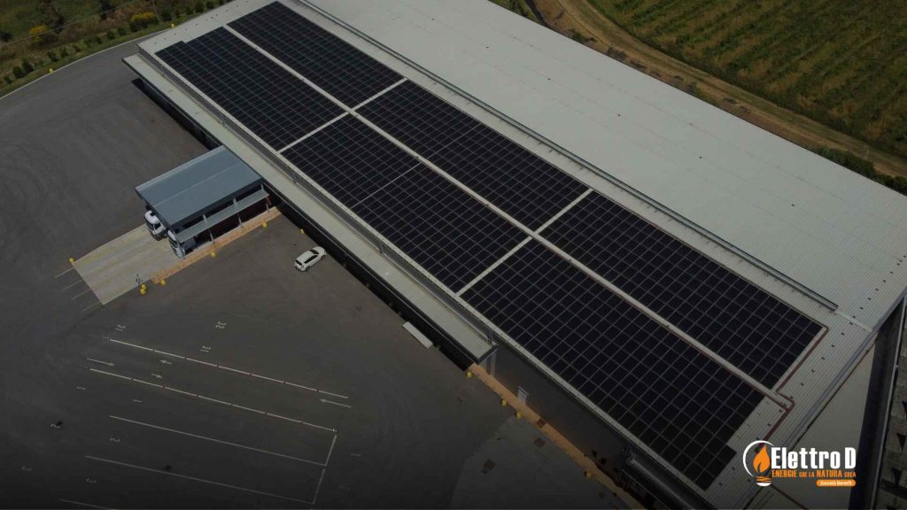 Fotovoltaico 2025: incentivi a fondo perduto e vantaggi per le PMI.
